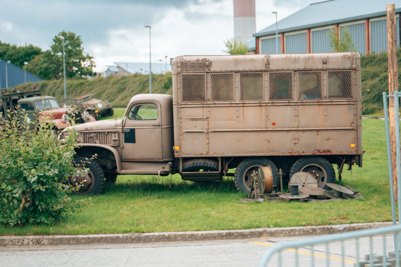 Bastogne Barracks - Vehicle Restoration Center